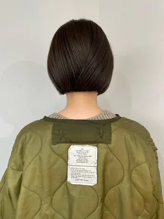 ショート カラー 高田 翔平のヘアスタイル