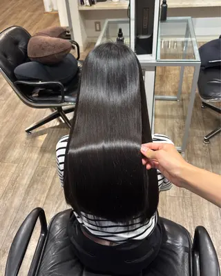 ロング 西口 陽菜 神戸/三宮のヘアスタイル