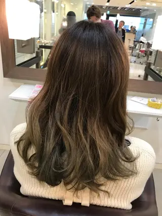 ロング カラー 似合わせ/代表 髪質改善/山田将大のヘアスタイル