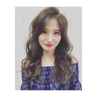 ロング カラー 大栗 佑也  髪質改善のヘアスタイル
