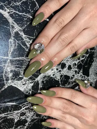 セミロング ネイル ✴︎ Delightのネイルデザイン