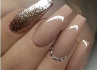 ネイル な なのネイルデザイン