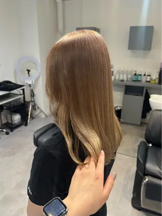 セミロング レイヤー/ハイトーン WAKANAのヘアスタイル