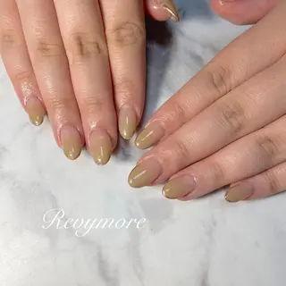 ミディアム ネイル nail salon Revymoreのネイルデザイン