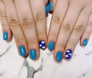 ロング カラー ネイル Q Free nailsのネイルデザイン