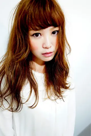 セミロング カラー 小谷 未歩のヘアスタイル