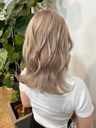 セミロング カラー 杉本 優志のヘアスタイル