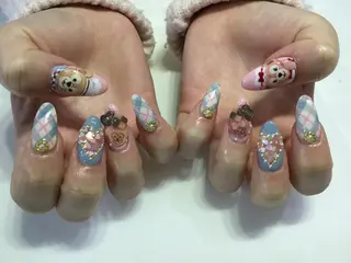 ネイル 💎🐰 saki. m 🐰💎のネイルデザイン