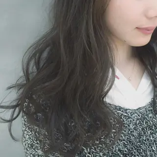 ロング カラー 井上 美奈子のヘアスタイル