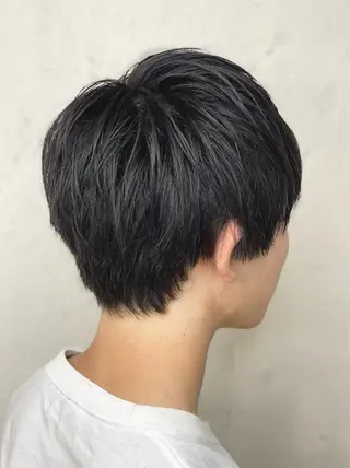ミディアム メンズ 岩倉 諒のヘアスタイル