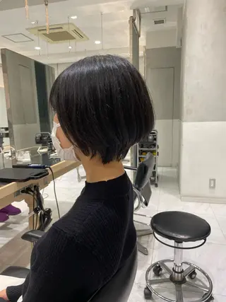 ショート オリーブ カラー✨有坂映哉のヘアスタイル