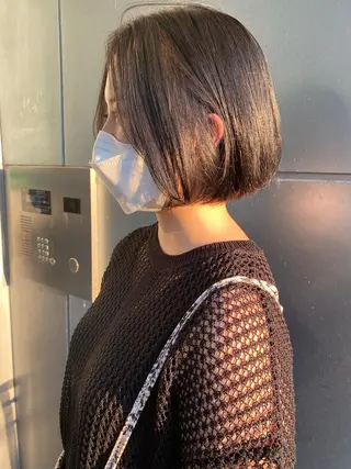 ショート カラー パーマ ヘアアレンジ メンズ キッズ ネイル マツエク・マツパ 韓国🇰🇷レイヤー カットオリーブカラーのヘアスタイル