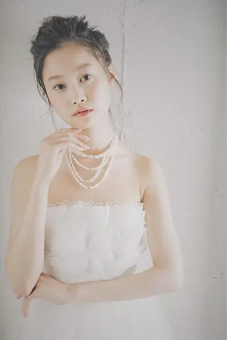 ミディアム 早稲田 千尋のヘアスタイル