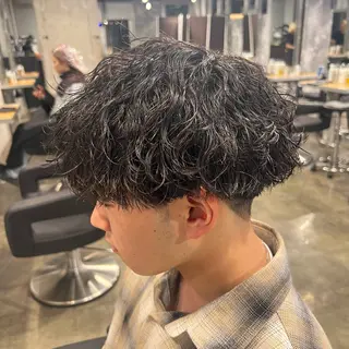 メンズ 🪽直毛男子の救世主 🪽フェザーパーマのヘアスタイル