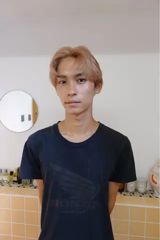 カラー メンズ nishido ハイライト/パーマのヘアスタイル