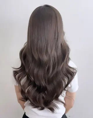 ロング 【ioe岡本】🐶 向井歩のヘアスタイル