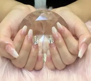 ネイル M Hのネイルデザイン