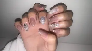 ネイル Fleur 【フルール】のネイルデザイン