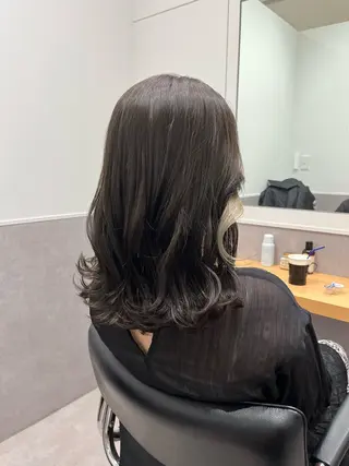 ロング カラー 𝒢𝒾𝓇𝓁𝓎 ⑅　𝓎𝓊𝓀𝒶のヘアスタイル