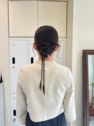 ヘアアレンジ 垢抜け小顔レイヤー オリーブ/スミレのヘアスタイル
