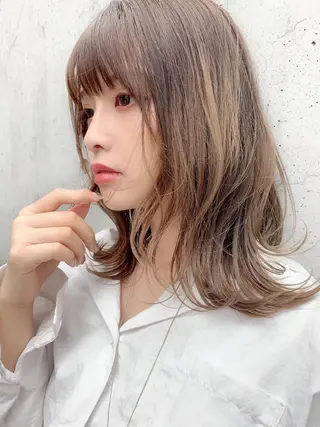 ミディアム カラー 寺山 佳貴のヘアスタイル