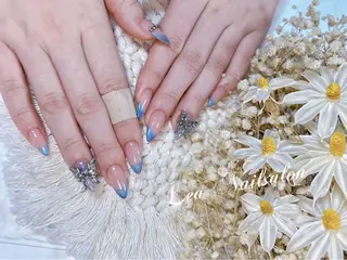 ミディアム カラー ネイル Le’a NailSalonのネイルデザイン