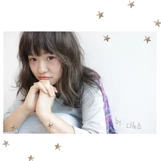 ミディアム 市川 千夏のヘアスタイル