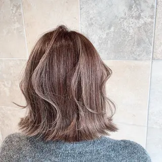 ミディアム カラー 東出 レイ🕊のヘアスタイル