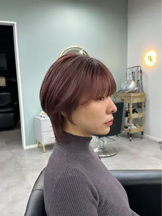 ショート 韓国風 白髪ぼかし NAOTOのヘアスタイル