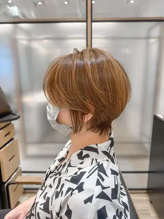 ショート シノハラ ガクト ショート/白髪ぼかしのヘアスタイル