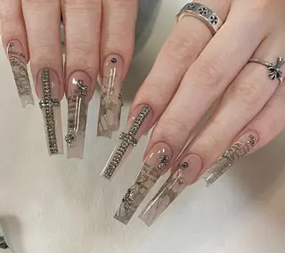 ネイル エリ🫧 nail池袋東口のネイルデザイン