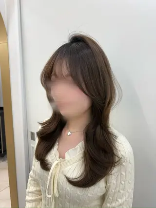 ミディアム カラー 赤み消しカラー🪽 透明感カラー🪽のあのヘアスタイル