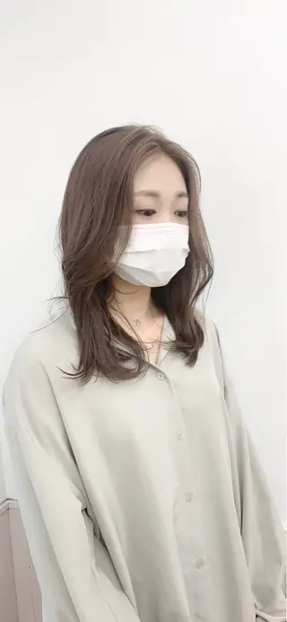 セミロング カラー パーマ ヘアアレンジ メンズ キッズ ネイル マツエク・マツパ レイヤーカット 🌿透け感カラーのヘアスタイル