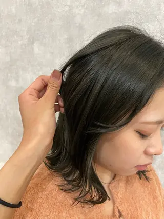 ショート 🌐NATSUMI 🌐【寒色カラー】のヘアスタイル