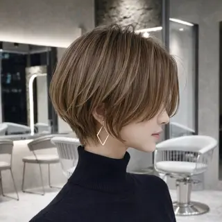 ショート カラー 《髪質改善✖️レイヤ ー🩶》ナオヤのヘアスタイル