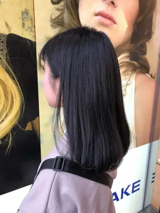 セミロング カラー 丸みショートボブ/ タッセルボブ 吉野のヘアスタイル