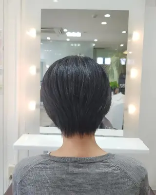 ショート 髪質改善/白髪ぼかし SHIONのヘアスタイル