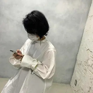 ショート カラー nameless髪質 改善ブリーチ心斎橋のヘアスタイル