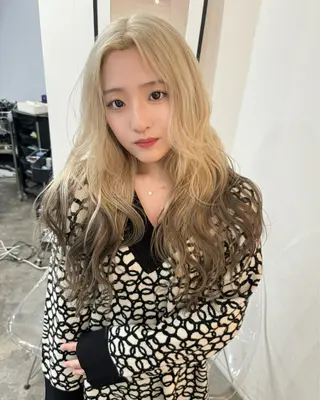 ロング カラー エクステモデル募集 💗大阪梅田/川上のヘアスタイル