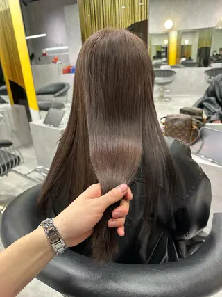 ロング カラー DAIKIベージュ 🍂レイヤーカットのヘアスタイル