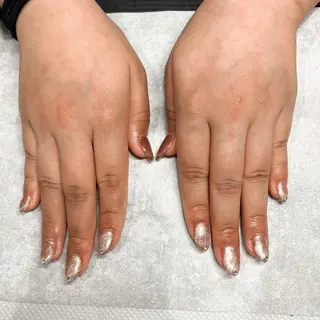 ネイル 長谷川 奈緒美のネイルデザイン