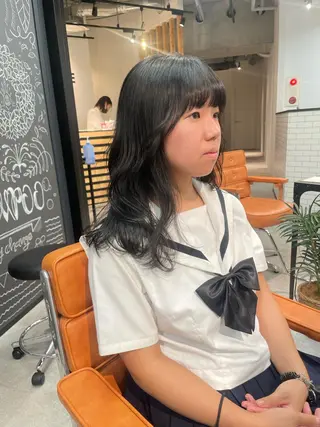 セミロング 久保田 千尋のヘアスタイル
