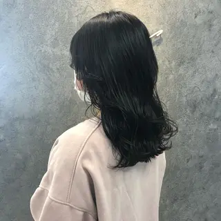 セミロング 所渉/韓国レイヤー /ウルフカットのヘアスタイル