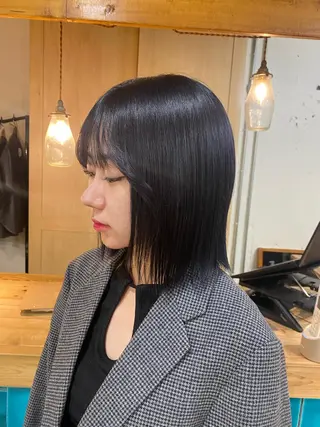 ミディアム カラー 竹内 柚子のヘアスタイル