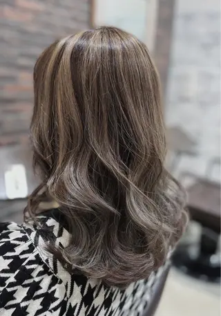 セミロング カラー 五反田　美容院☆張 明星☆韓国ヘアのヘアスタイル
