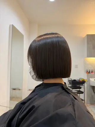 ミディアム TIDEHAIR 悠愛のヘアスタイル