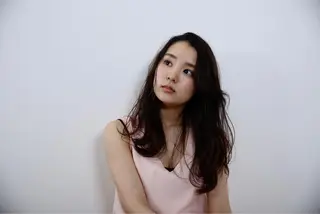 ロング カラー ツジガキ ユウスケのヘアスタイル