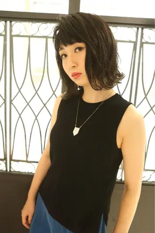 ミディアム 大人女性に寄り添う 髪質改善サロンのヘアスタイル