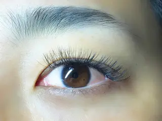 マツエク・マツパ Eyelash & Nail salon Oasis所属・上野 穂菜実の眉毛・アイブロウイメージ