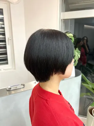 ショート 小森聖奈 韓国風レイヤーカットのヘアスタイル
